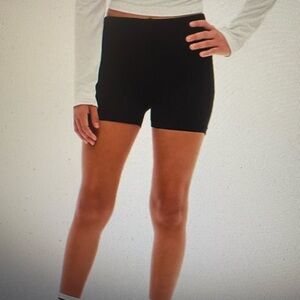 Athleta girls chit chat shorts 3”